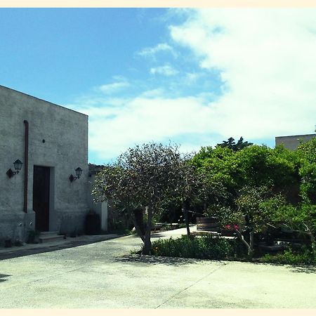 Baglio Bellavista Bed & Breakfast Torre Nubia ภายนอก รูปภาพ