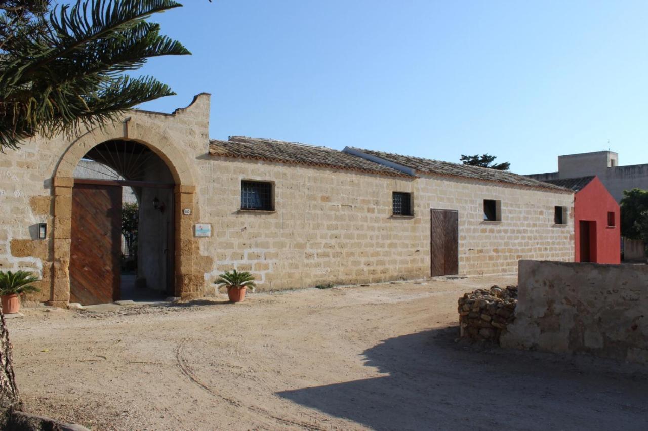 Baglio Bellavista Bed & Breakfast Torre Nubia ภายนอก รูปภาพ